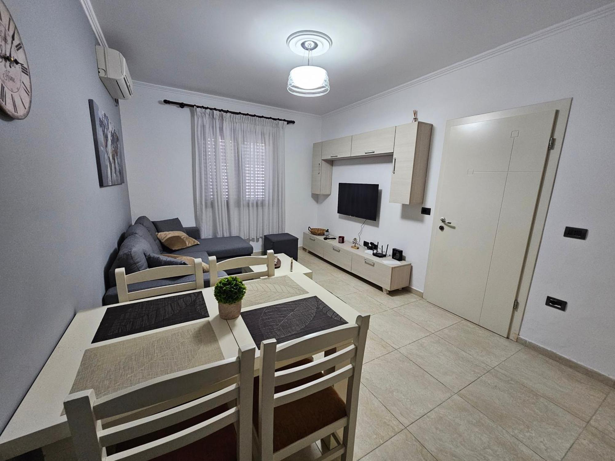 Wanderlust Tirana 2 Apartment Екстериор снимка