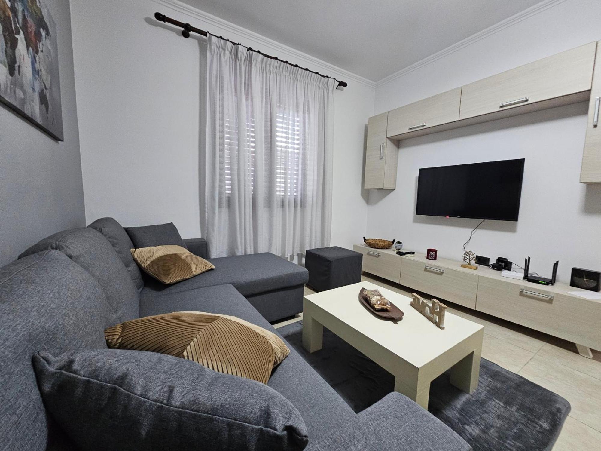 Wanderlust Tirana 2 Apartment Екстериор снимка